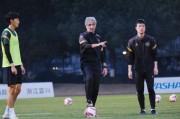 星空娱乐-浙江队全力“补课”：瞄准本土外援 姚均晟随队训练